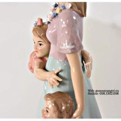 TƯỢNG SỨ CAO CẤP - TÌNH MẸ CON